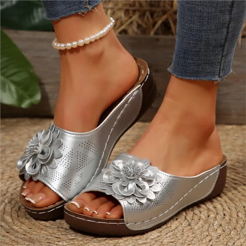 Clara Lay Soft Bloom Sandal