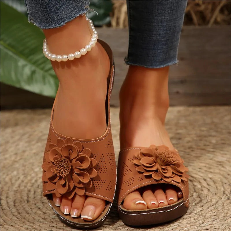Clara Lay Soft Bloom Sandal