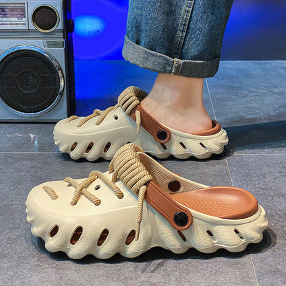 Traveler Laced Clogs