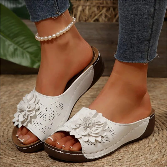 Clara Lay Soft Bloom Sandal