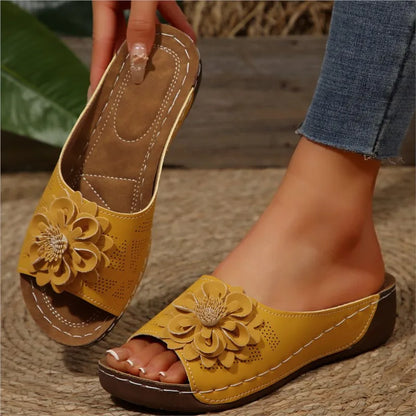 Clara Lay Soft Bloom Sandal